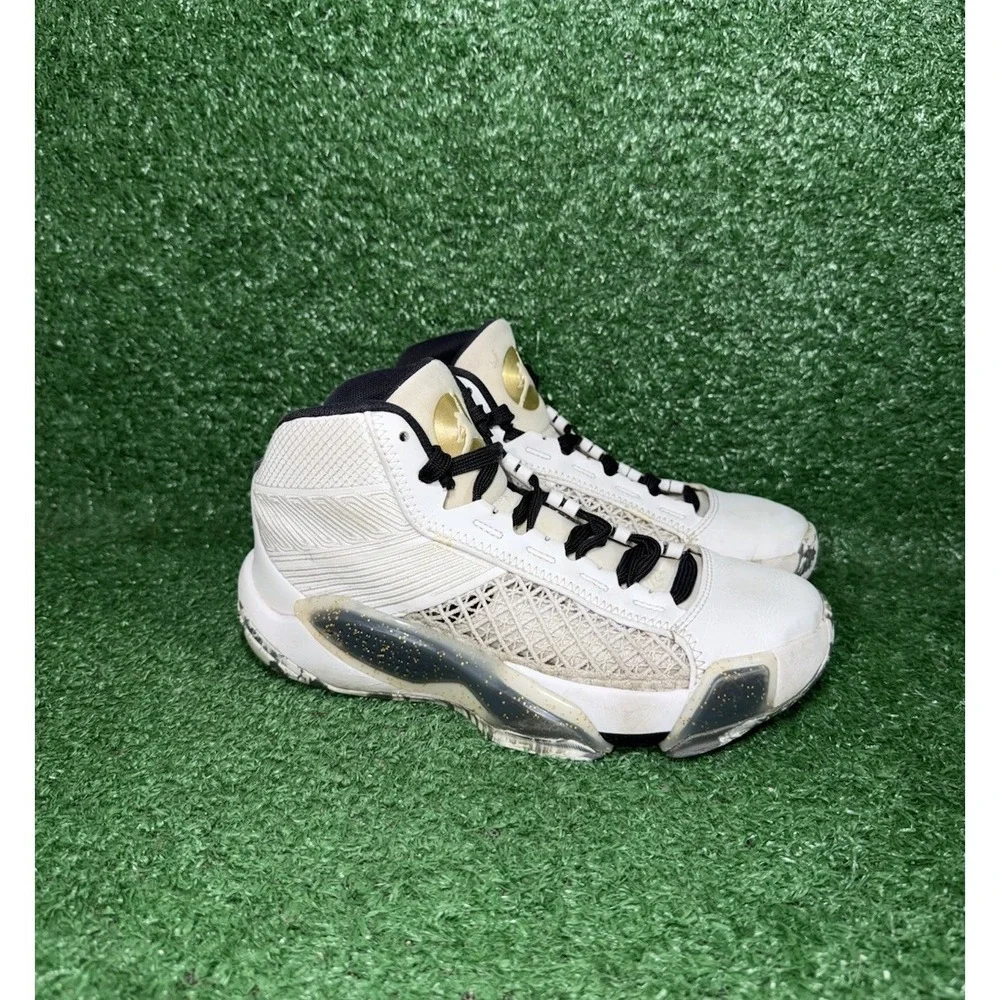 Nike Air Jordan 38 Retro Kid Size 4Y White Gold Basketball Shoes Casual Sneakers